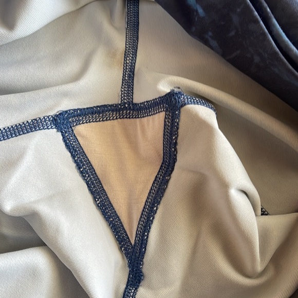 Lululemon leggings - Picture 4 of 4